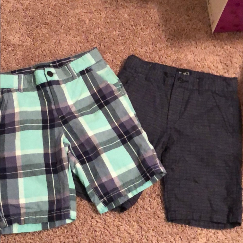 Children’s place shorts boys